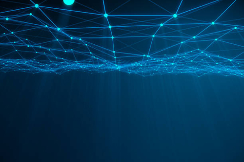 如何通过智能合约实现风险管理与保险？