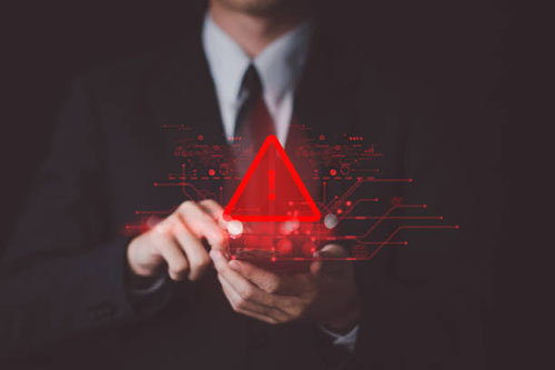 使用形式化验证技术可以提高合约安全性吗？如果可以，如何实现？