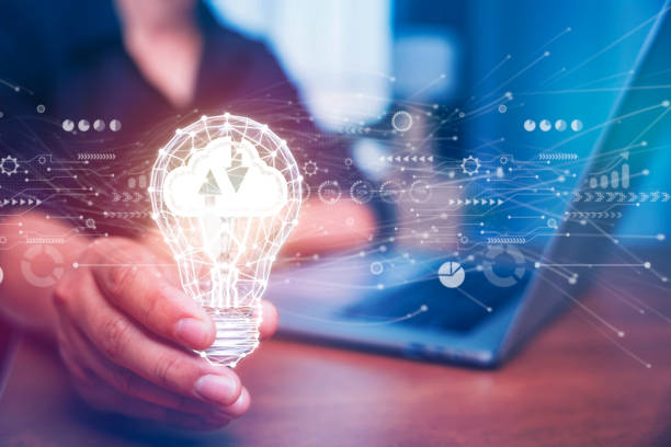 在合约中实现安全的随机数生成有哪些方法？